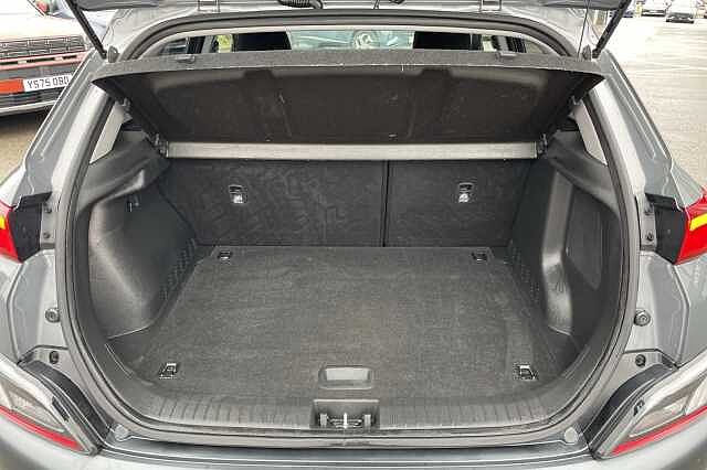 Hyundai KONA Premium Hybrid 1.6 GDi HEV (141ps)