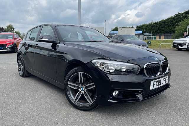 BMW 1 Series 118i Sport B38 1.5-litre (136ps)