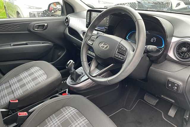Hyundai I10 Premium [Nav] 1.0 MPi (63ps) Meta Blue