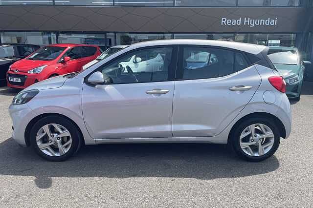 Hyundai I10 SE Connect 1.2 MPi (84ps) Sleek Silver