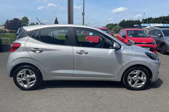 Hyundai I10 SE Connect 1.2 MPi (84ps) Sleek Silver