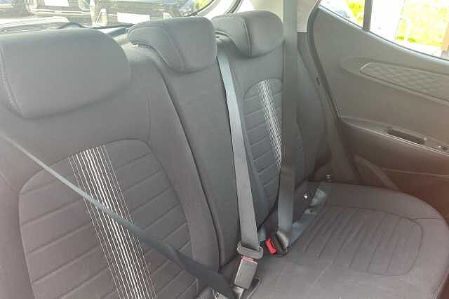 Hyundai I10 SE Connect 1.2 MPi (84ps) Sleek Silver