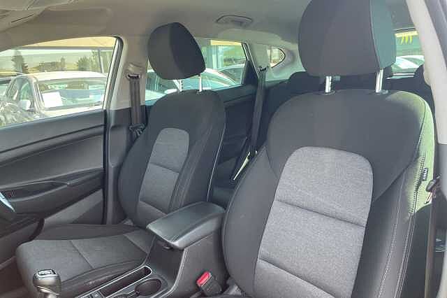 Hyundai TUCSON SE Nav 1.6 CRDi MHEV (115ps)