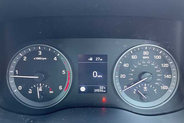 Hyundai TUCSON SE Nav 1.6 CRDi MHEV (115ps)