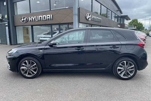 Hyundai I30 Premium 1.0 T-GDi MHEV (120ps) Phantom Black