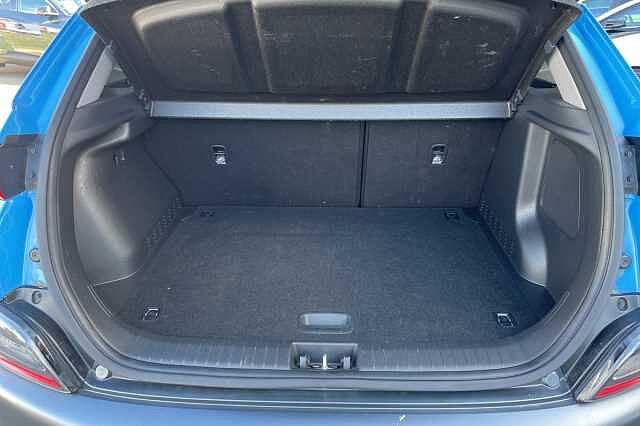 Hyundai KONA Premium Hybrid 1.6 GDi HEV (141ps) Blue