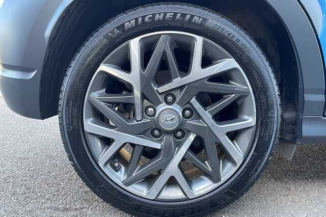 Hyundai KONA Premium Hybrid 1.6 GDi HEV (141ps) Blue