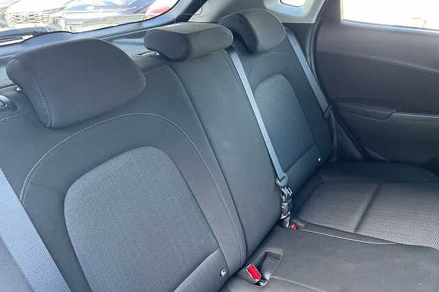 Hyundai KONA Premium Hybrid 1.6 GDi HEV (141ps) Blue