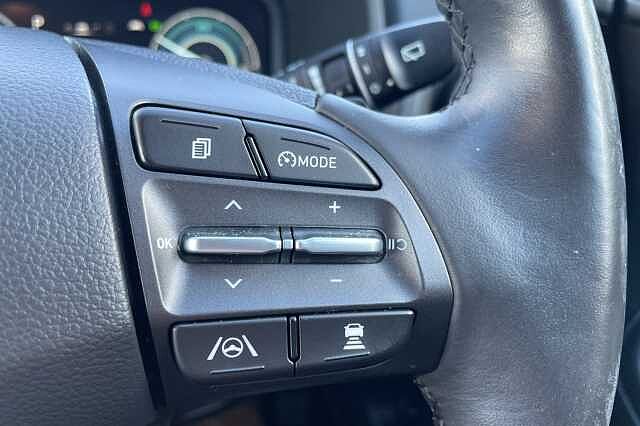 Hyundai KONA Premium Hybrid 1.6 GDi HEV (141ps) Blue