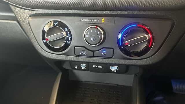 Hyundai i10 1.0 Advance Plus pack Hatchback 5dr Petrol Auto Euro 6 (s/s) (63 ps)
