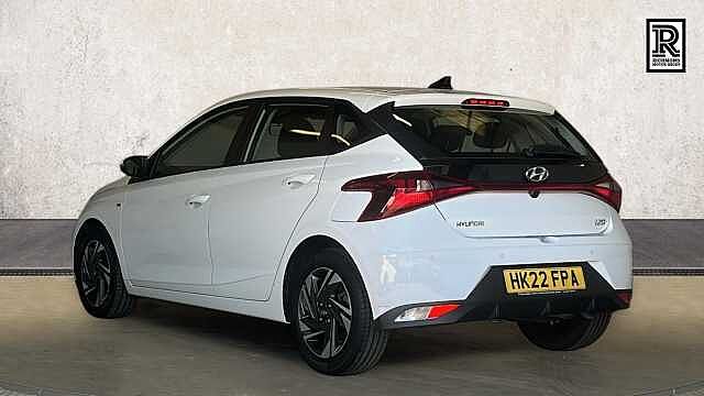 Hyundai I20 1.0 T-GDi MHEV SE Connect Hatchback 5dr Petrol Hybrid Manual Euro 6 (s/s) (100 p Atlas White