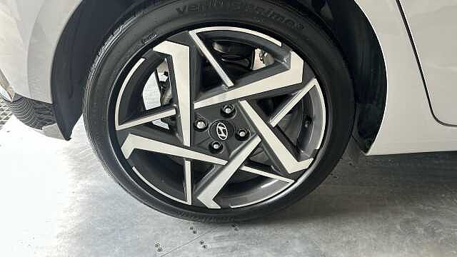 Hyundai i20 1.0 T-GDi Tech Line Hatchback 5dr Petrol Manual Euro 6 (s/s) (90 ps)