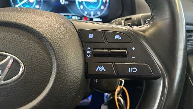 Hyundai BAYON 1.0 T-GDi MHEV Premium SUV 5dr Petrol Hybrid DCT Euro 6 (s/s) (100 ps)