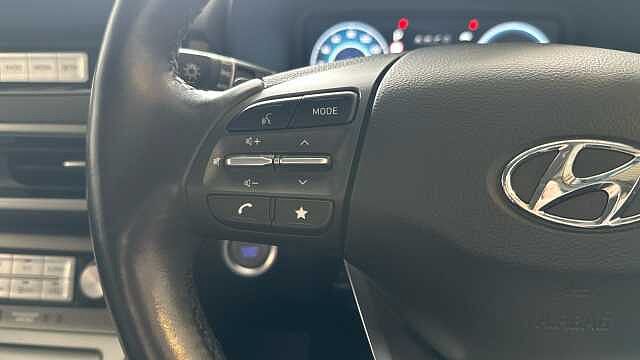Hyundai KONA 64kWh Ultimate SUV 5dr Electric Auto (10.5kW Charger) (204 ps) Grey