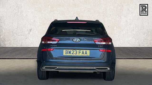 Hyundai i30 1.0 T-GDi MHEV Premium Tourer 5dr Petrol Hybrid Manual Euro 6 (s/s) (120 ps)