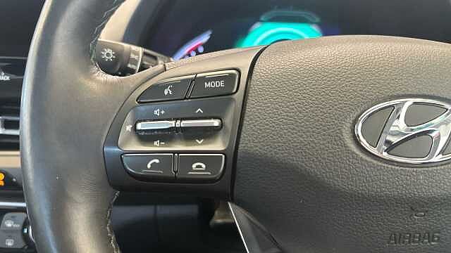 Hyundai i30 1.0 T-GDi MHEV Premium Tourer 5dr Petrol Hybrid Manual Euro 6 (s/s) (120 ps)