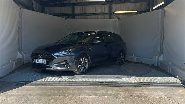 Hyundai i30 1.0 T-GDi MHEV Premium Tourer 5dr Petrol Hybrid Manual Euro 6 (s/s) (120 ps)