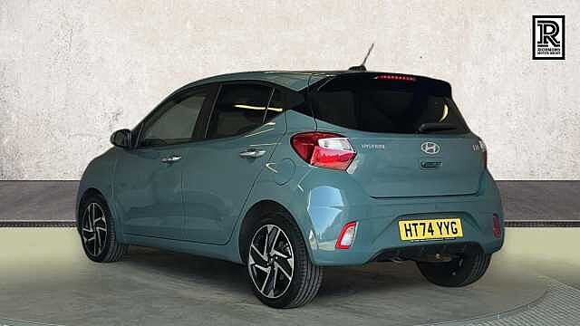Hyundai i10 1.2 Premium Hatchback 5dr Petrol Manual Euro 6 (s/s) (79 ps)