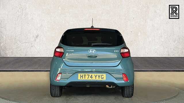 Hyundai i10 1.2 Premium Hatchback 5dr Petrol Manual Euro 6 (s/s) (79 ps)