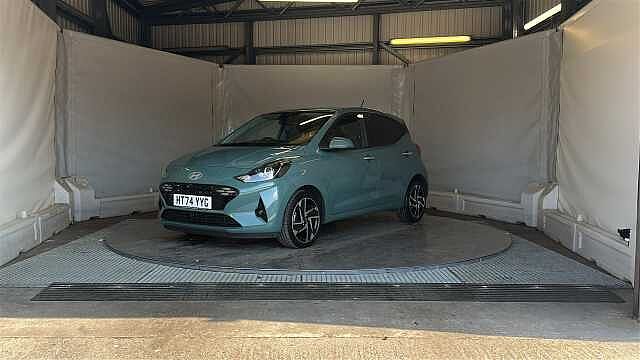 Hyundai i10 1.2 Premium Hatchback 5dr Petrol Manual Euro 6 (s/s) (79 ps)