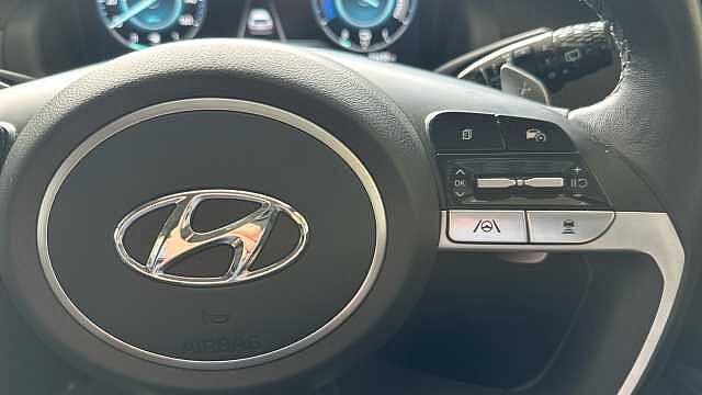 Hyundai TUCSON 1.6 h T-GDi Premium SUV 5dr Petrol Hybrid Auto Euro 6 (s/s) (230 ps)