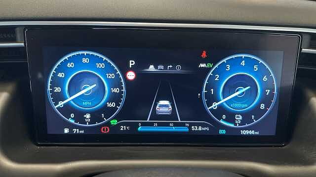 Hyundai TUCSON 1.6 h T-GDi Premium SUV 5dr Petrol Hybrid Auto Euro 6 (s/s) (230 ps) Grey