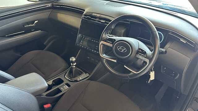 Hyundai TUCSON 1.6 T-GDi SE Connect SUV 5dr Petrol Manual Euro 6 (s/s) (150 ps) Dark Knight