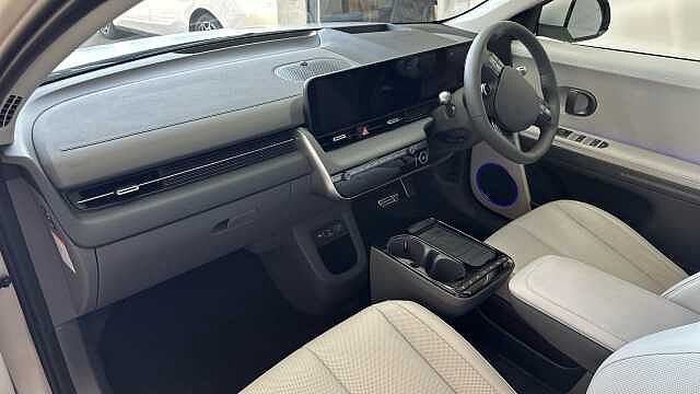 Hyundai IONIQ 5 84kWh Ultimate Hatchback 5dr Electric Auto (228 ps) Gravity Gold