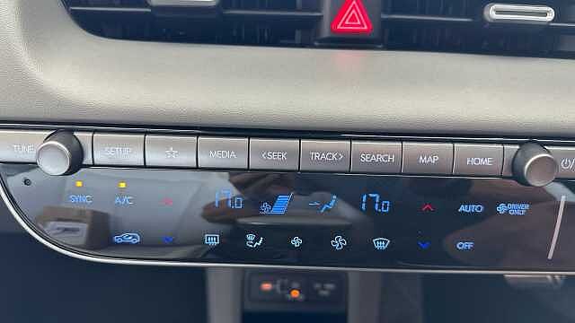 Hyundai IONIQ 5 84kWh Ultimate Hatchback 5dr Electric Auto (228 ps) Gravity Gold