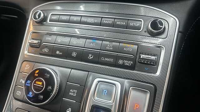 Hyundai Santa Fe 1.6 h T-GDi Ultimate SUV 5dr Petrol Hybrid Auto 4WD Euro 6 (s/s) (230 ps)