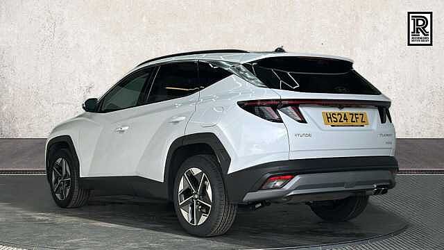 Hyundai TUCSON 1.6 T-GDi Premium SUV 5dr Petrol Hybrid Auto Euro 6 (s/s) (215 ps) Atlas White