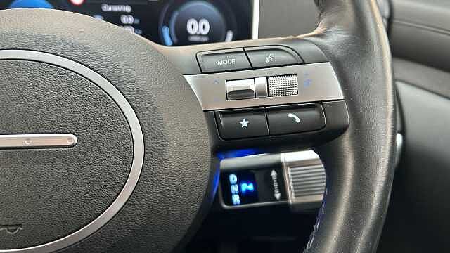 Hyundai TUCSON 1.6 T-GDi Premium SUV 5dr Petrol Hybrid Auto Euro 6 (s/s) (215 ps) Atlas White