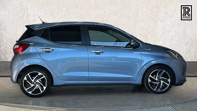 Hyundai I10 1.2 Premium Hatchback 5dr Petrol Auto Euro 6 (s/s) (79 ps) Meta Blue