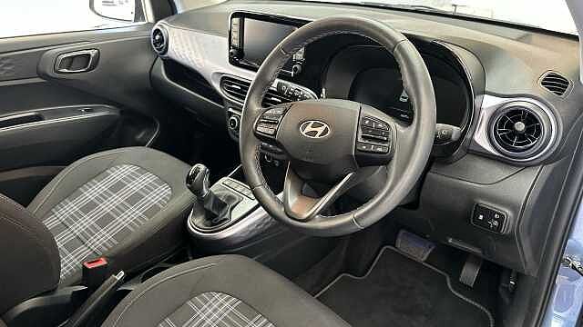 Hyundai I10 1.2 Premium Hatchback 5dr Petrol Auto Euro 6 (s/s) (79 ps) Meta Blue