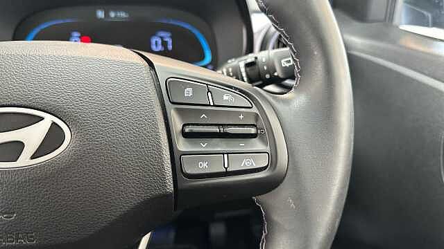 Hyundai I10 1.2 Premium Hatchback 5dr Petrol Auto Euro 6 (s/s) (79 ps) Meta Blue