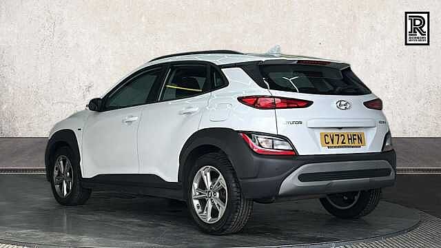 Hyundai KONA 1.0 T-GDi MHEV SE Connect SUV 5dr Petrol Hybrid Manual Euro 6 (s/s) (120 ps) White