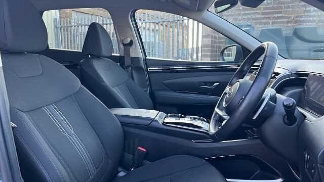 Hyundai TUCSON 1.6 h T-GDi Premium SUV 5dr Petrol Hybrid Auto Euro 6 (s/s) (230 ps) Grey