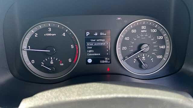 Hyundai TUCSON 1.6 CRDi MHEV SE Nav SUV 5dr Diesel Hybrid DCT Euro 6 (s/s) (136 ps)