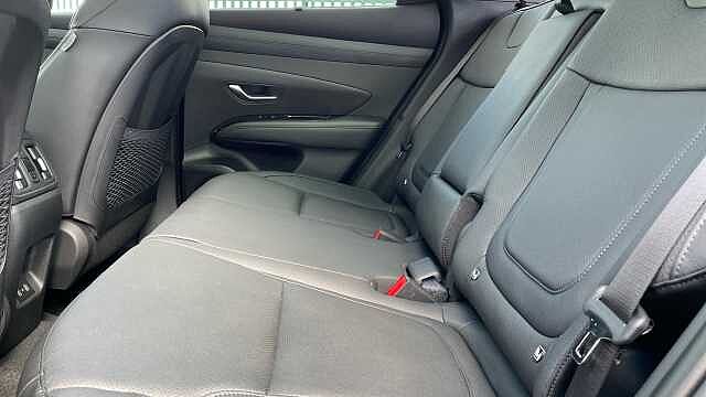 Hyundai TUCSON 1.6 T-GDi Ultimate SUV 5dr Petrol Hybrid Auto 4WD Euro 6 (s/s) (215 ps) Green