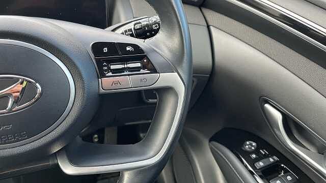 Hyundai TUCSON 1.6 T-GDi MHEV SE Connect SUV 5dr Petrol Hybrid DCT Euro 6 (s/s) (150 ps) Red