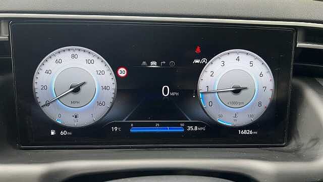 Hyundai TUCSON 1.6 T-GDi SE Connect SUV 5dr Petrol Manual Euro 6 (s/s) (150 ps) Engine Red