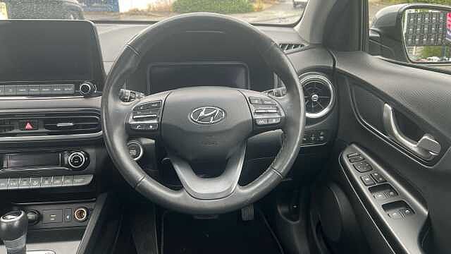 Hyundai KONA 1.6 h-GDi Ultimate SUV 5dr Petrol Hybrid DCT Euro 6 (s/s) (141 ps)