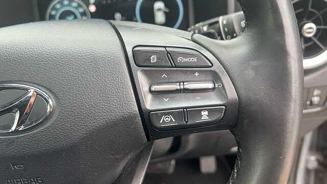 Hyundai KONA 1.6 h-GDi Ultimate SUV 5dr Petrol Hybrid DCT Euro 6 (s/s) (141 ps)