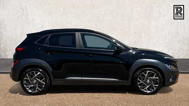 Hyundai KONA 1.6 h-GDi Ultimate SUV 5dr Petrol Hybrid DCT Euro 6 (s/s) (141 ps)