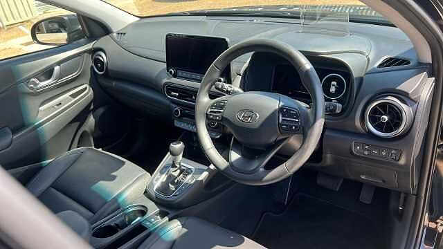 Hyundai KONA 1.6 h-GDi Ultimate SUV 5dr Petrol Hybrid DCT Euro 6 (s/s) (141 ps)