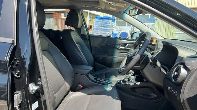 Hyundai KONA 1.6 h-GDi Ultimate SUV 5dr Petrol Hybrid DCT Euro 6 (s/s) (141 ps)