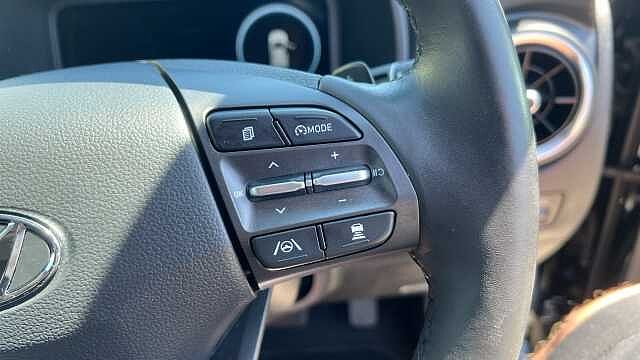 Hyundai KONA 1.6 h-GDi Ultimate SUV 5dr Petrol Hybrid DCT Euro 6 (s/s) (141 ps)