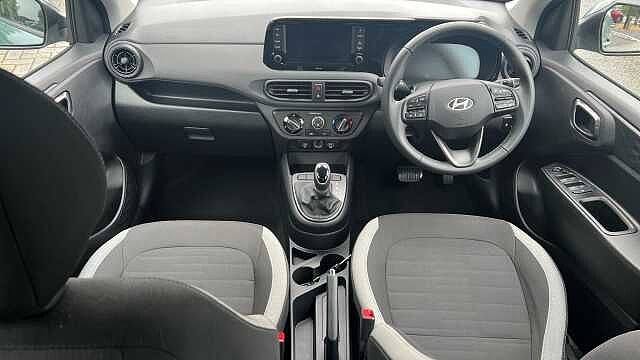 Hyundai i10 1.0 Advance Hatchback 5dr Petrol Auto Euro 6 (s/s) (63 ps)