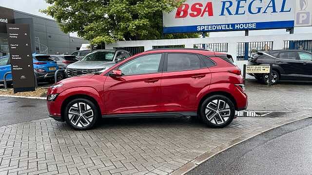 Hyundai KONA 64kWh Premium SUV 5dr Electric Auto (10.5kW Charger) (204 ps)