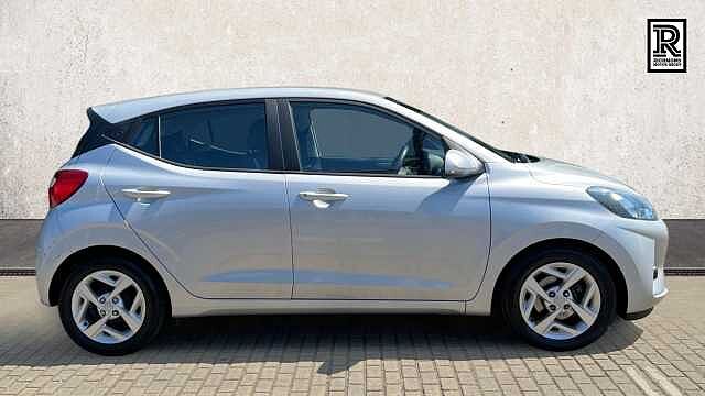 Hyundai i10 1.0 SE Connect Hatchback 5dr Petrol Manual Euro 6 (s/s) (67 ps)